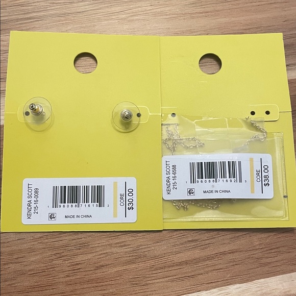 Kendra Scott matching set - Picture 2 of 2